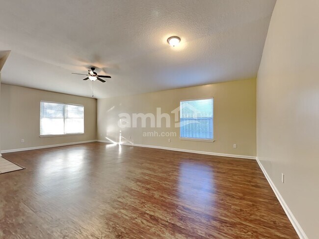 Building Photo - 392 Brierstone Ct