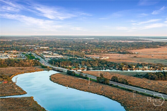 Building Photo - 12502 Apache Ave