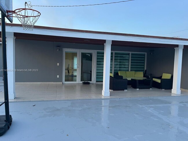 Building Photo - 12770 SW 18th St