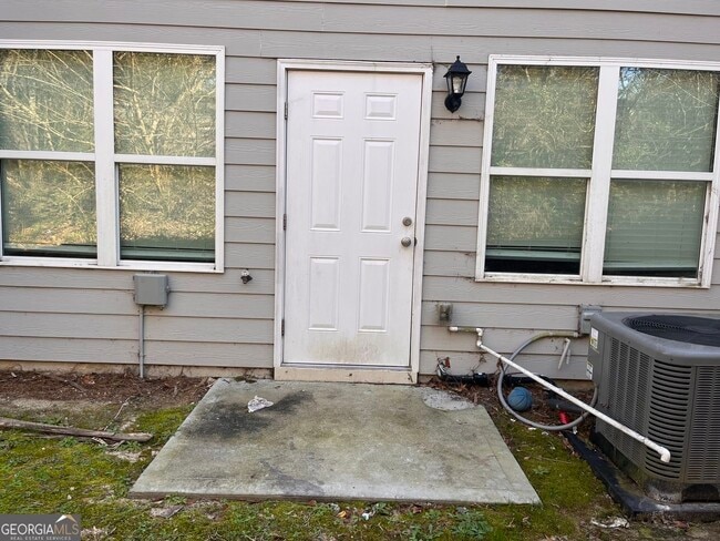 Building Photo - 8329 Triple Crown Dr