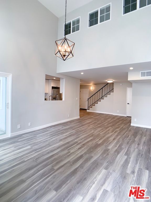 Spacious Living Room - 18645 Hatteras St