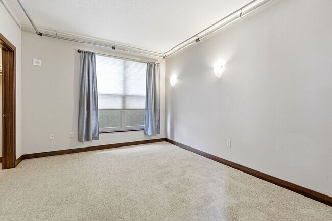 Building Photo - *Rarely Available* 3 Bedroom 2 Bathroom Penthouse At The Sexton Lofts!