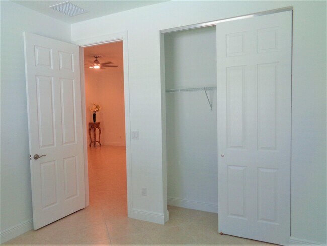 Building Photo - 2597 Bella Vista Cir