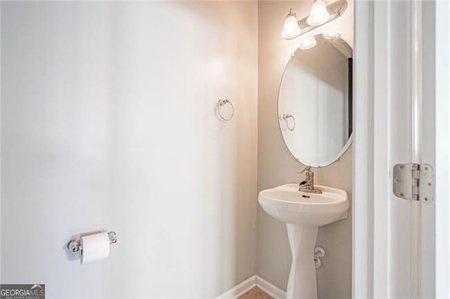 Building Photo - 25 Chey Hill Ln