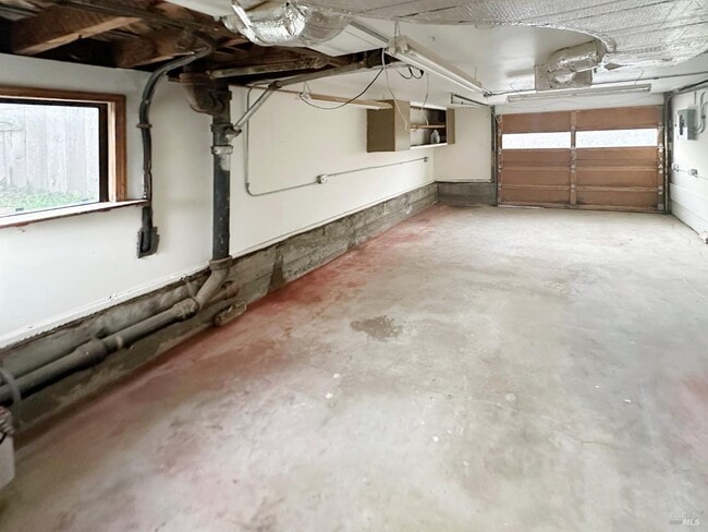 Building Photo - 250 Edgewood Ave