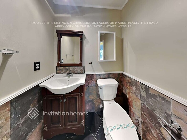 Building Photo - 7349 Nautica Way