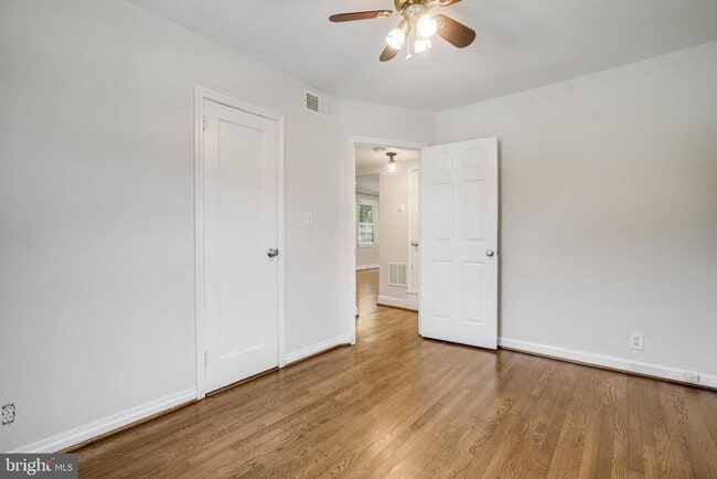 Building Photo - 740 Upland Pl