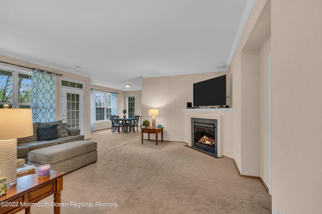 Building Photo - 548 St Andrews Pl