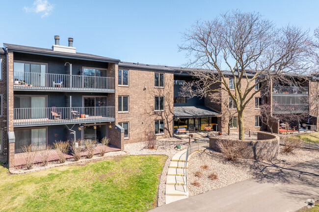 Primary Photo - Lochmoor Condos and Lofts