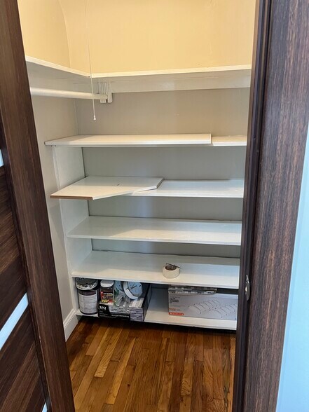 Building Photo - 1001 154th St