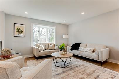 Building Photo - "Charming 3-Bed, 3-Bath Home with 1765 Sq Ft of Comfort in Excelsior!"
