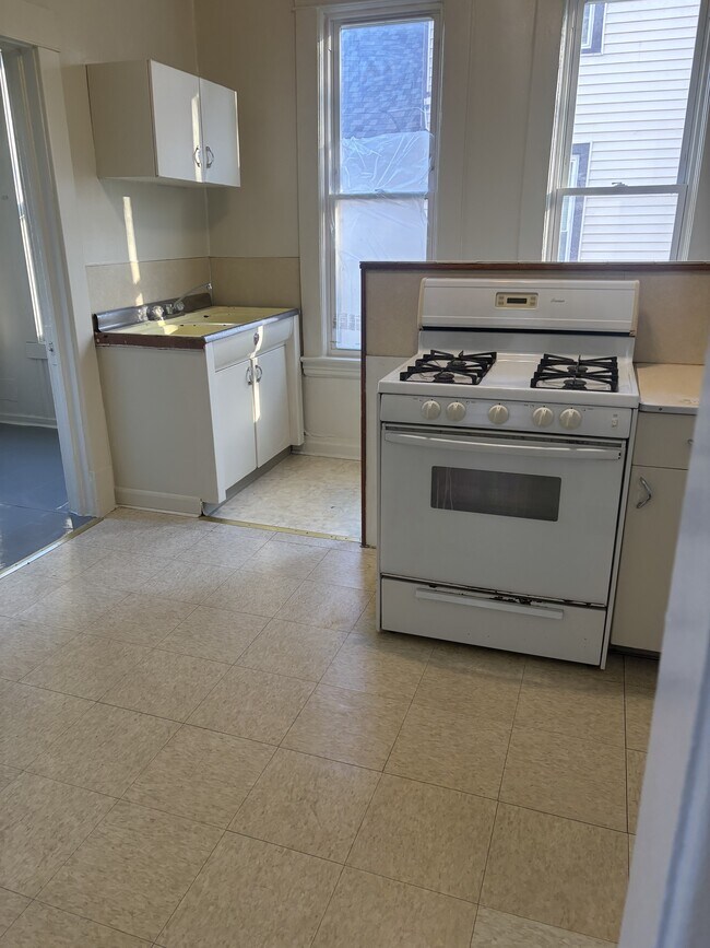 Building Photo - 957 Dorchester Ave SW