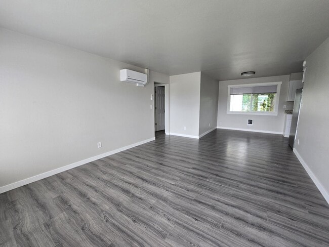 Building Photo - 2585 W Bradford Ct