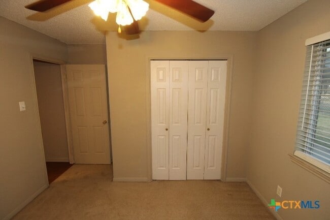 Building Photo - 924 Northern Dancer Dr