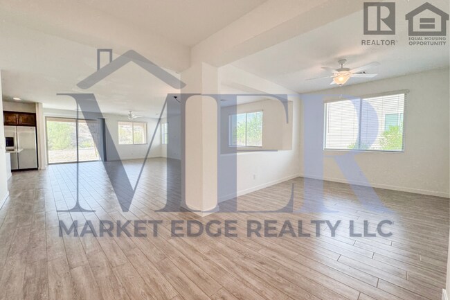 Building Photo - 2Bed/2Bath Gated Turnkey Home in Wickenburg! Ready for Immediate Move-In! -- 4 CAR GARAGE!