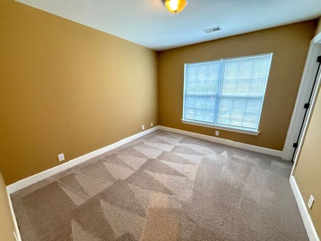 Building Photo - 3026 Sugarberry Ln