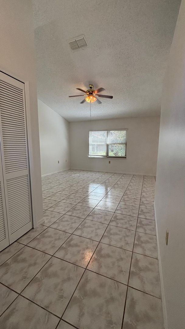 Building Photo - Nice looking home in Ocoee inside Sawmill community!!!