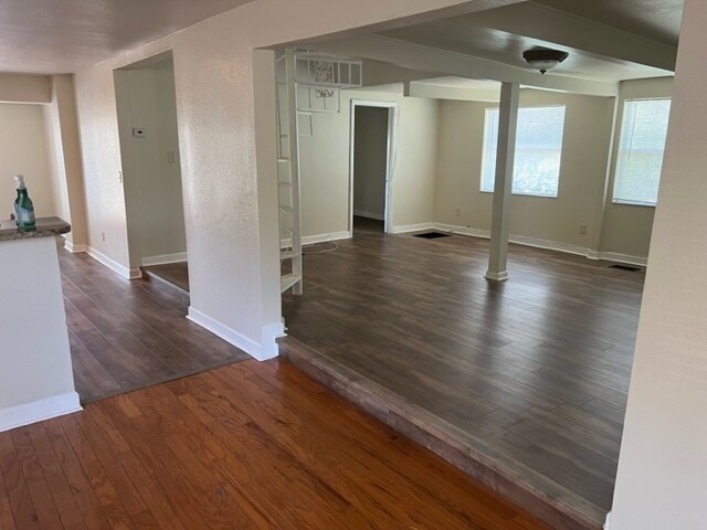 Building Photo - 3008 N Woodrow Ave