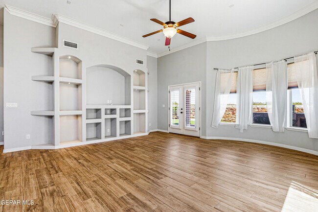 Building Photo - 5457 Pedro Lucero Dr