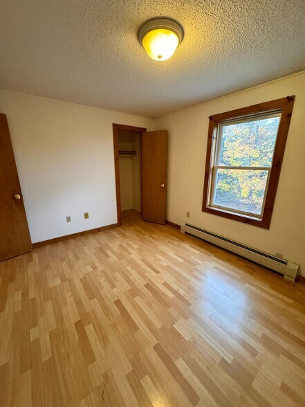 Building Photo - 7 Colby Way