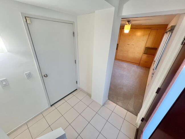 Building Photo - Spacious 3BR Bluff Heights Home | Gated Yard, Garage & Modern Upgrades