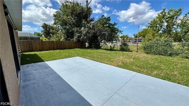 Building Photo - 3308 SW 17th Pl