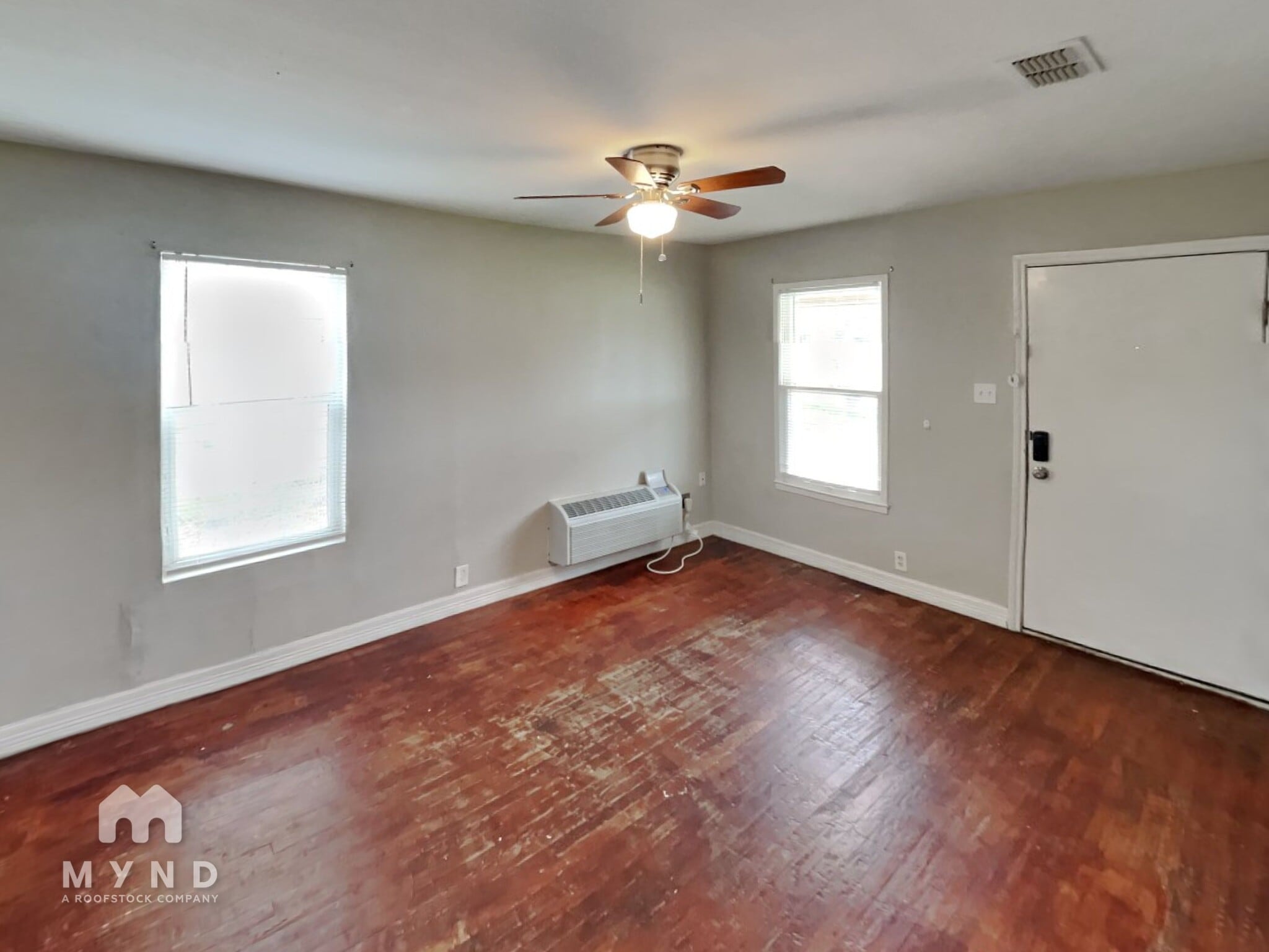 Building Photo - 4925 Merrimac St