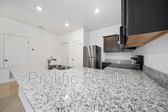 Building Photo - 1254 Lehmann Dr