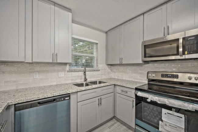 Building Photo - 1219 Gentle Bend Dr