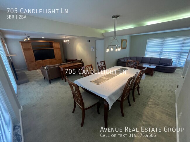 Building Photo - Just Listed! - 705 Candlelight Lane