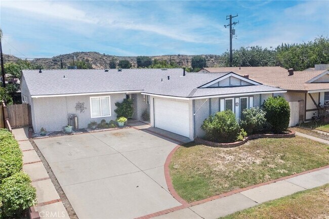 Building Photo - 22522 Festividad Dr