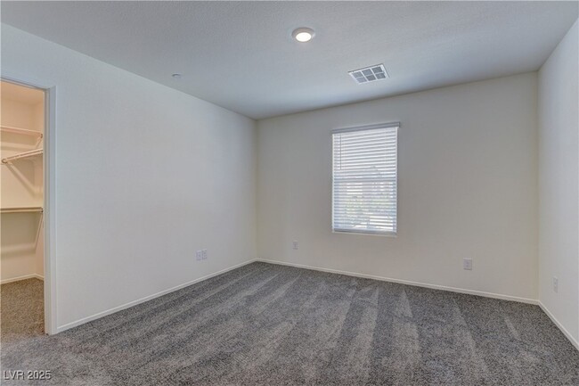 Building Photo - 6960 Stafford Hl St