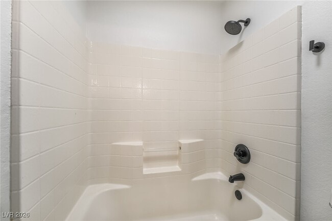 Building Photo - 5980 Gentleslope St