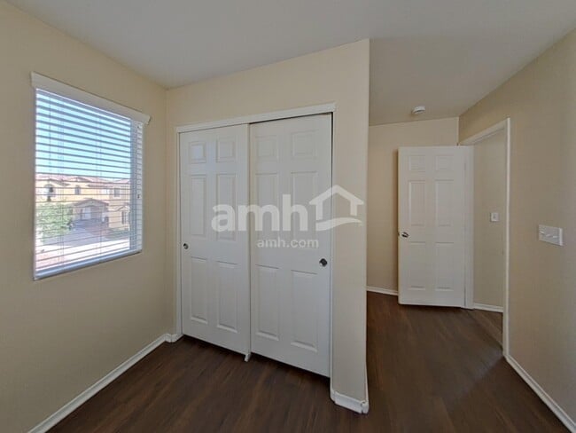 Building Photo - 969 Medina de Leon Ave