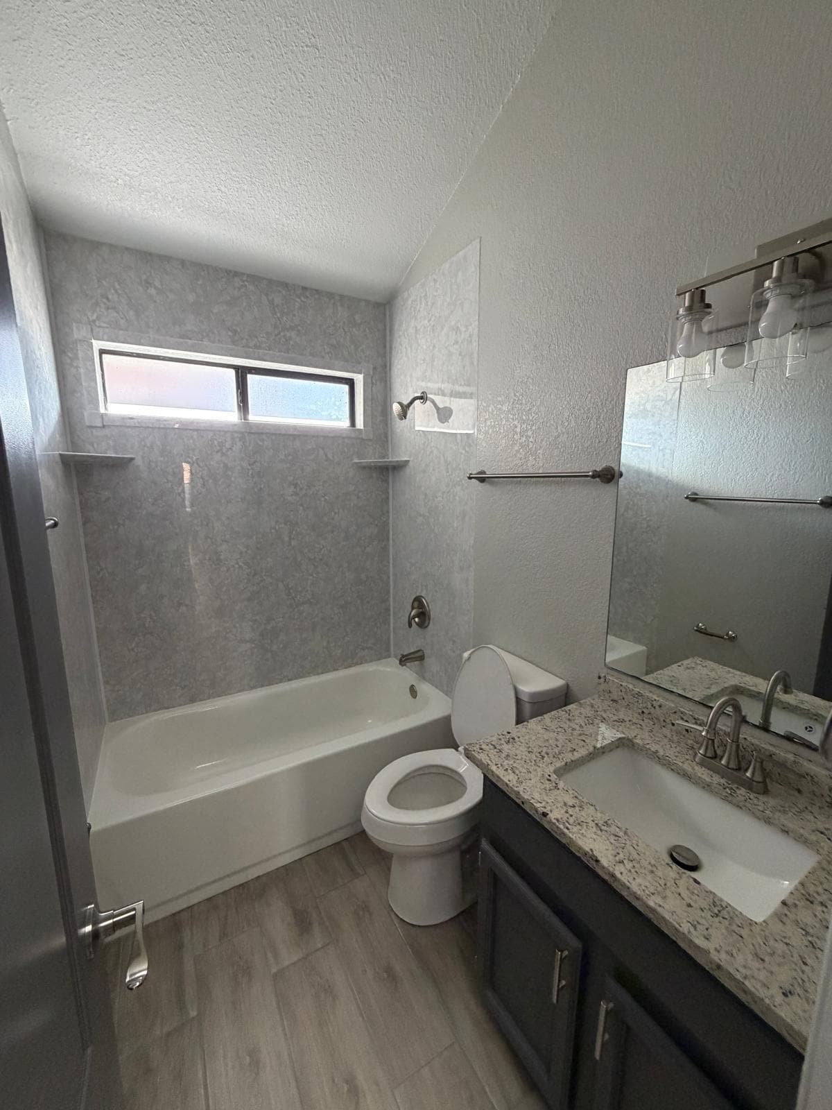 Building Photo - 4724 Loma de Cobre Dr