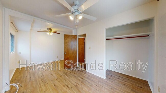 Building Photo - 3331 Hayden St