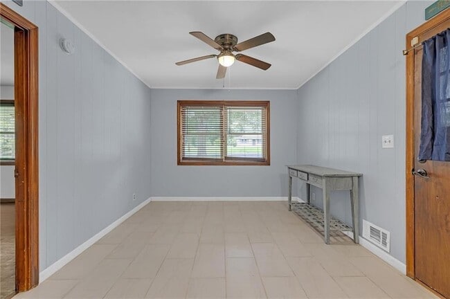 Building Photo - 5960 Brookdale Ln SW