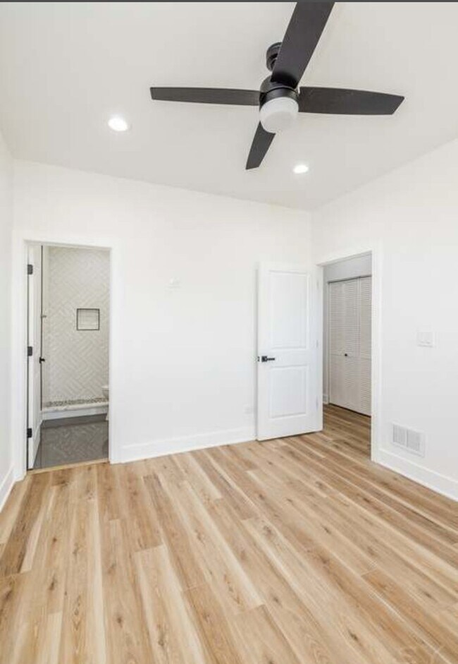 Building Photo - 6328 S Evans Ave