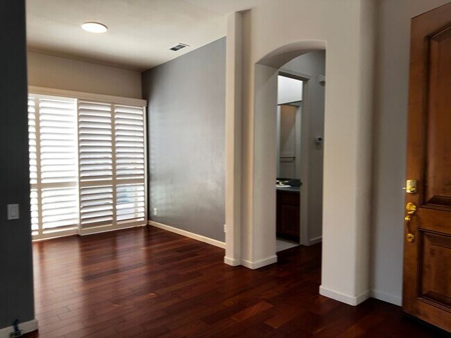 Building Photo - Spacious 3BR, 2BA with Solar and Modern Up...