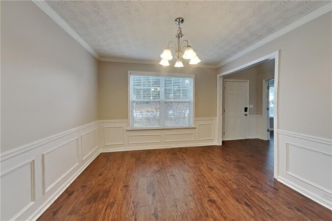 Building Photo - 5197 Running Doe Dr