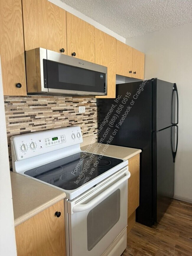 Building Photo - 60 N Beretania St