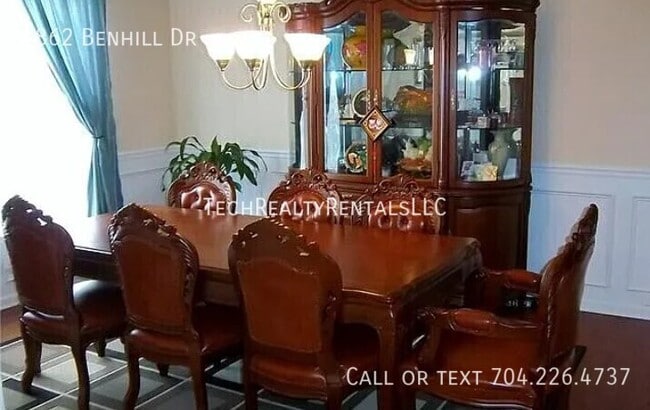 Building Photo - 4862 Benhill Dr