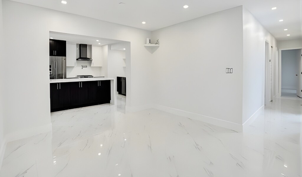 Building Photo - 7881 Hope St