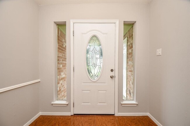 Building Photo - 12314 Plumpoint Dr