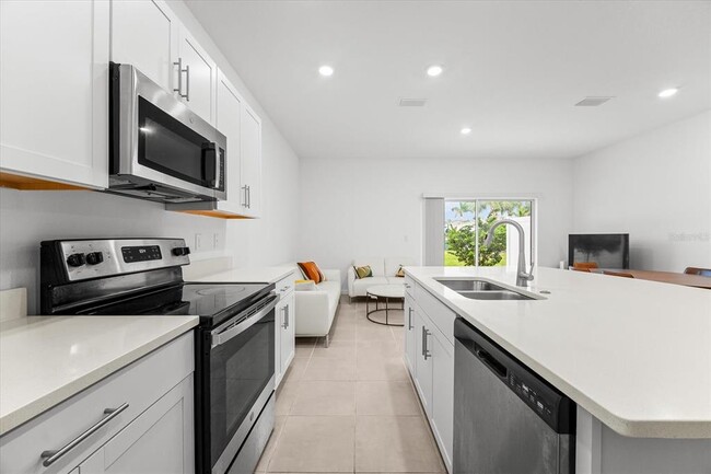 Building Photo - 8508 Lunar Skye St