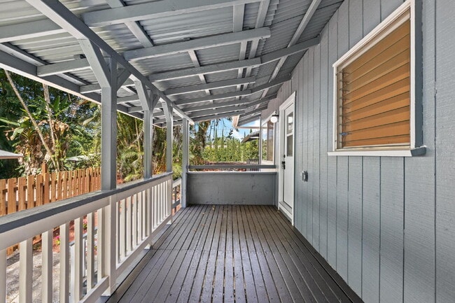 Building Photo - Available Now! 3/1.5 For Rent in HPP