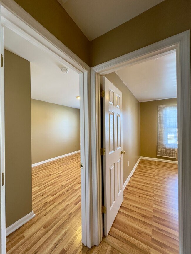 Building Photo - Charming 4 Bedroom/3 Bathroom Home with 2-Car Garage and Large Backyard in Middle River, MD!