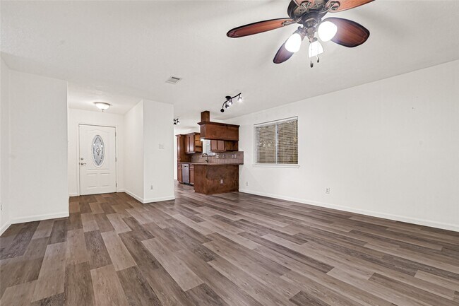 Building Photo - 4803 Drew Forest Ln