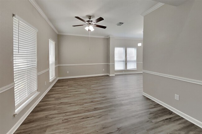 Building Photo - 16306 Ash Point Ln