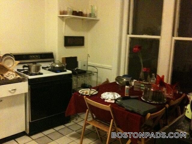 Building Photo - 73 Westland Ave